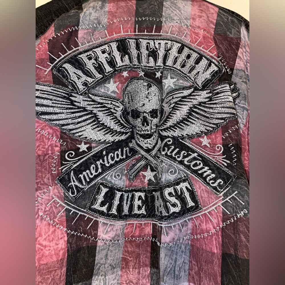 Mens XL Short Sleeve Affliction Button Up Shirt